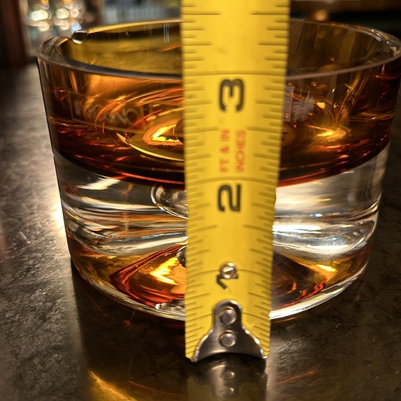 KROSNO Amber Glass Decorative Ashtray. - Picture 10 of 11